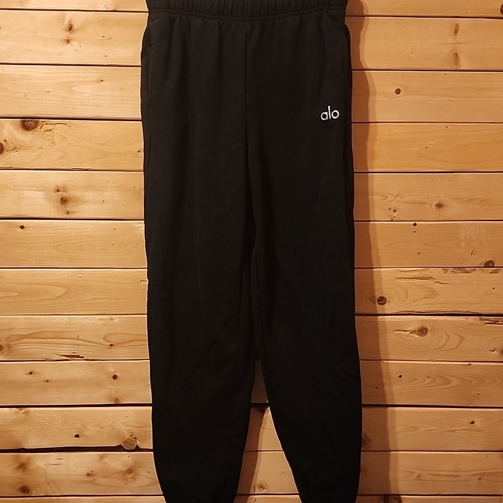 ALO Yoga Black Straight Leg Pants